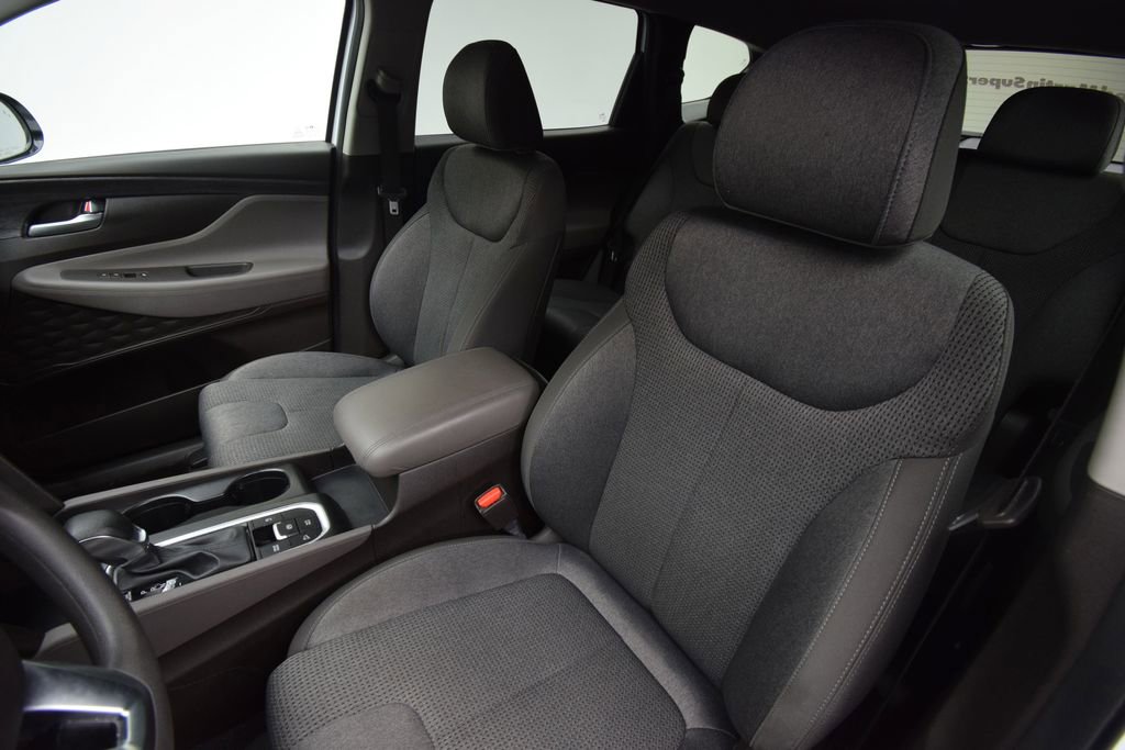 Used 2019 Hyundai Santa Fe SEL image 17