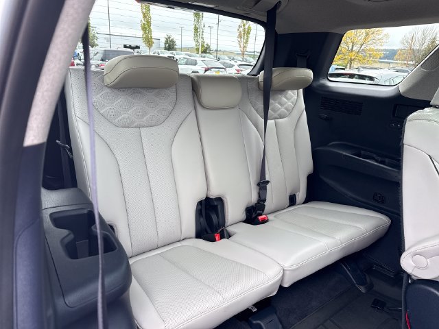 Used 2021 Hyundai Palisade Limited AWD/4WD image 12