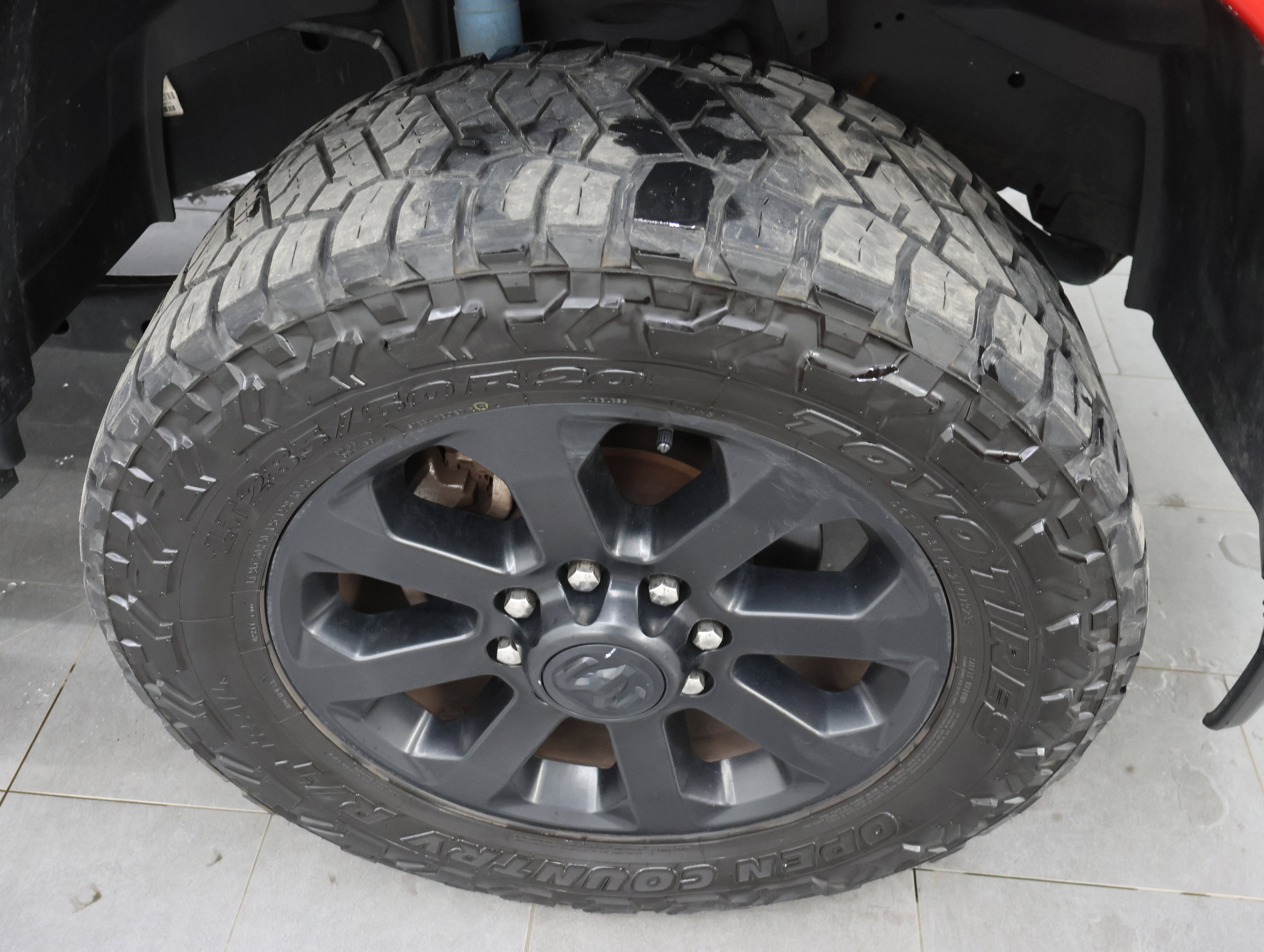 Used 2021 RAM 2500 Big Horn w/ Night Edition AWD/4WD image 3