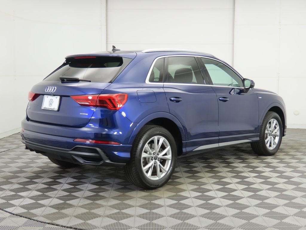 Used 2023 Audi Q3 2.0T Premium w/ Convenience Package image 5