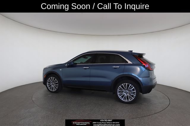 Used 2024 Cadillac XT4 Premium Luxury w/ Technology Package AWD/4WD image 9