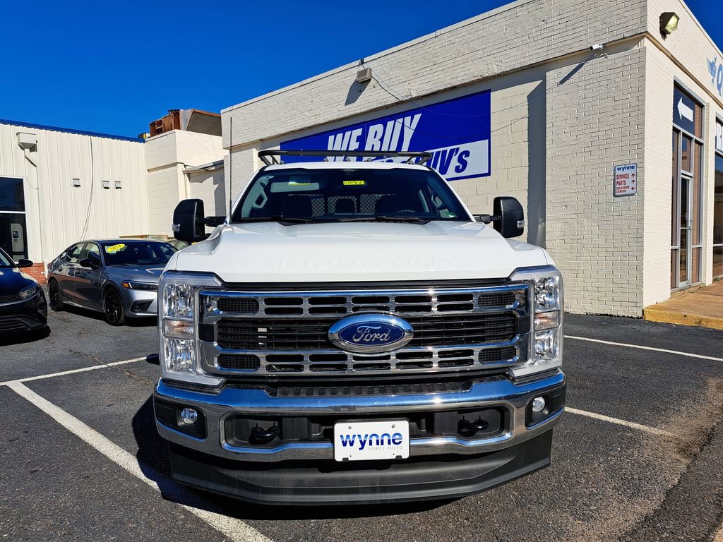 New 2025 Ford F350 XL w/ XL Chrome Package image 2