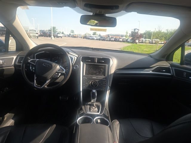 Used 2013 Ford Fusion Titanium w/ Titanium Driver Assist Pkg FWD image 19