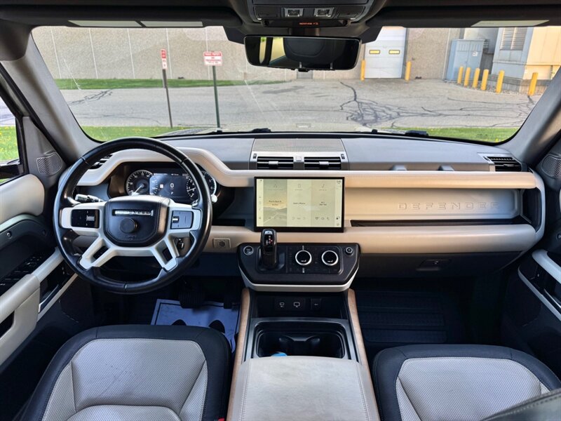 Used 2022 Land Rover Defender 110 X-Dynamic HSE AWD/4WD image 14