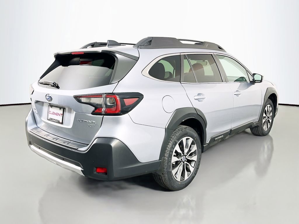 Used 2023 Subaru Outback Limited XT image 7