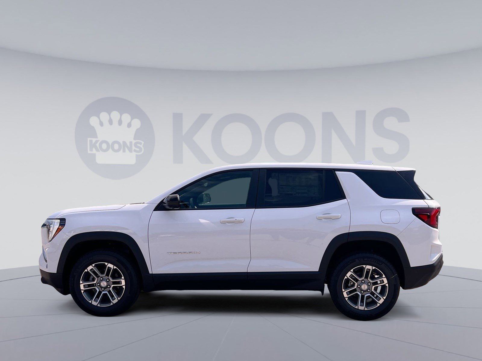 New 2026 GMC Terrain Elevation w/ Technology Package II image 2