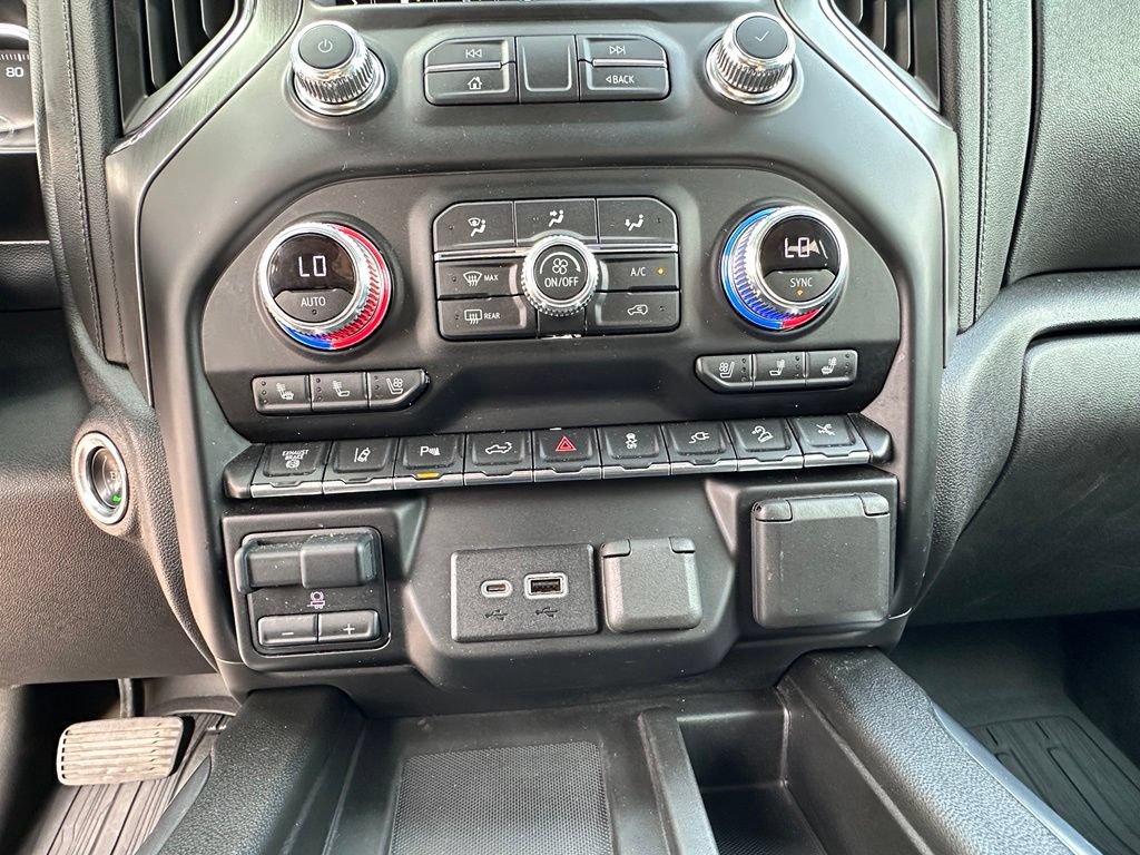 Certified 2021 GMC Sierra 2500 Denali w/ Denali Ultimate Package AWD/4WD image 36
