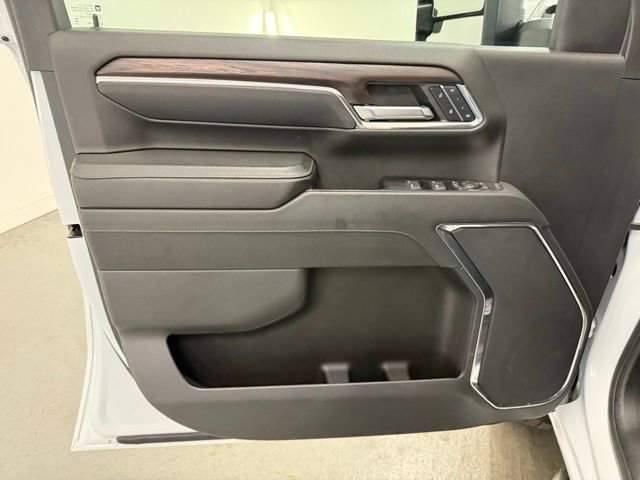 Used 2024 GMC Sierra 3500 SLT image 14