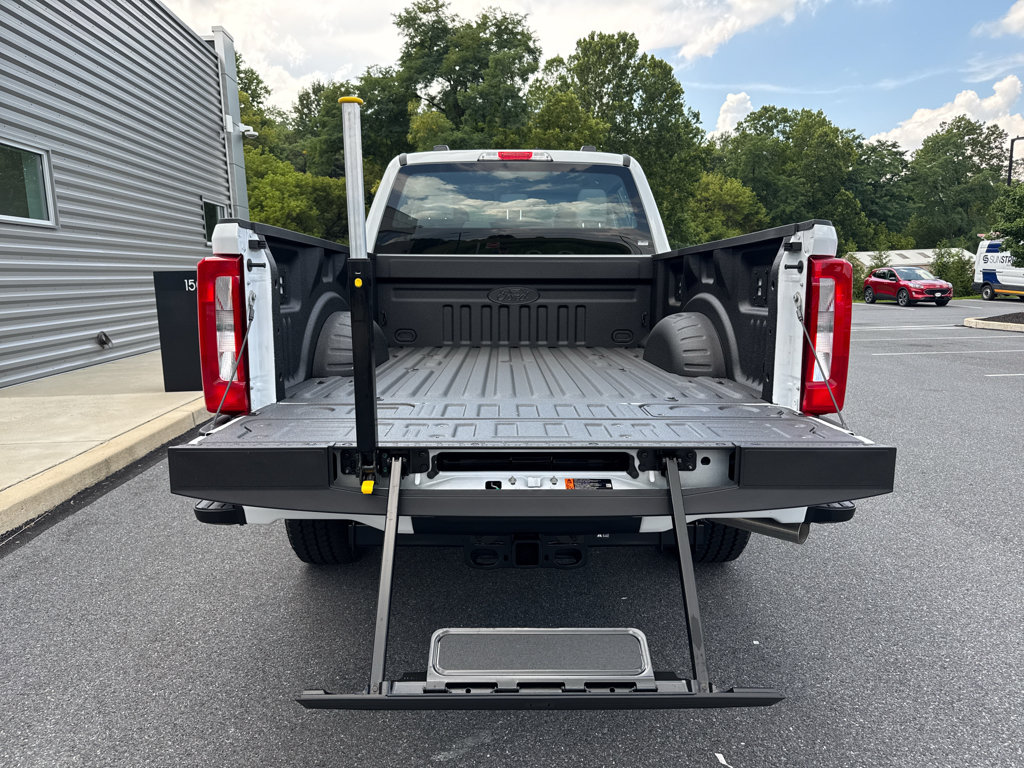 New 2026 Ford F250 XL w/ STX Appearance Package AWD/4WD image 11
