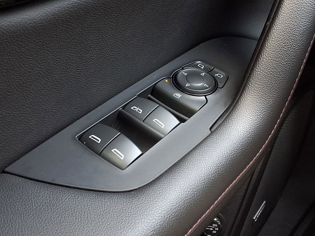 Used 2024 Chevrolet Blazer RS w/ Driver Confidence II Package image 19