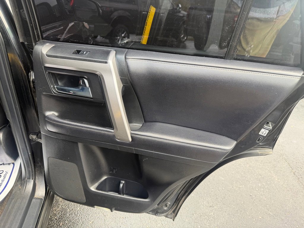 Used 2018 Toyota 4Runner SR5 Premium AWD/4WD image 20