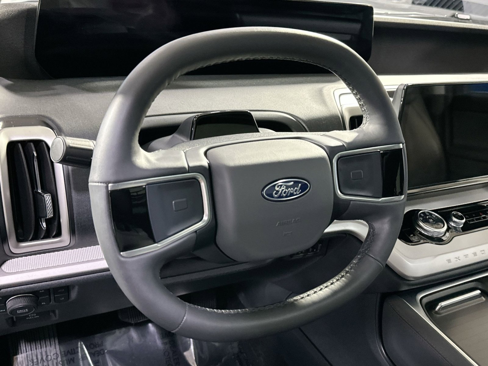 Certified 2025 Ford Expedition Max Active image 17