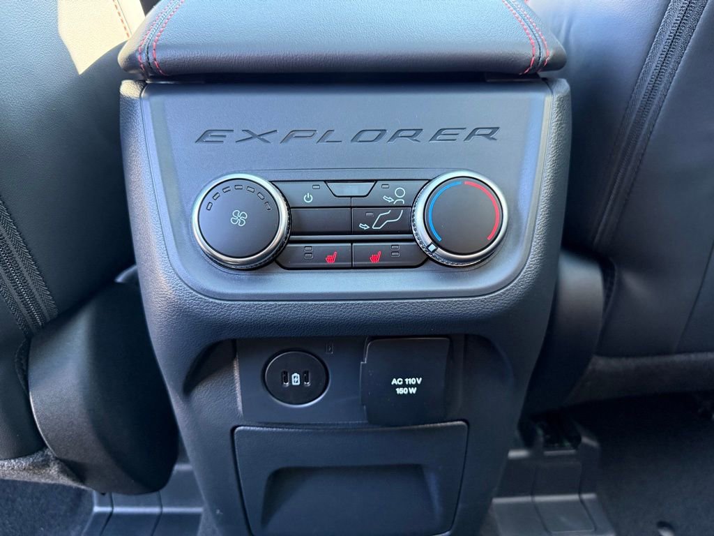 New 2026 Ford Explorer ST-Line w/ ST-Line Street Pack image 16