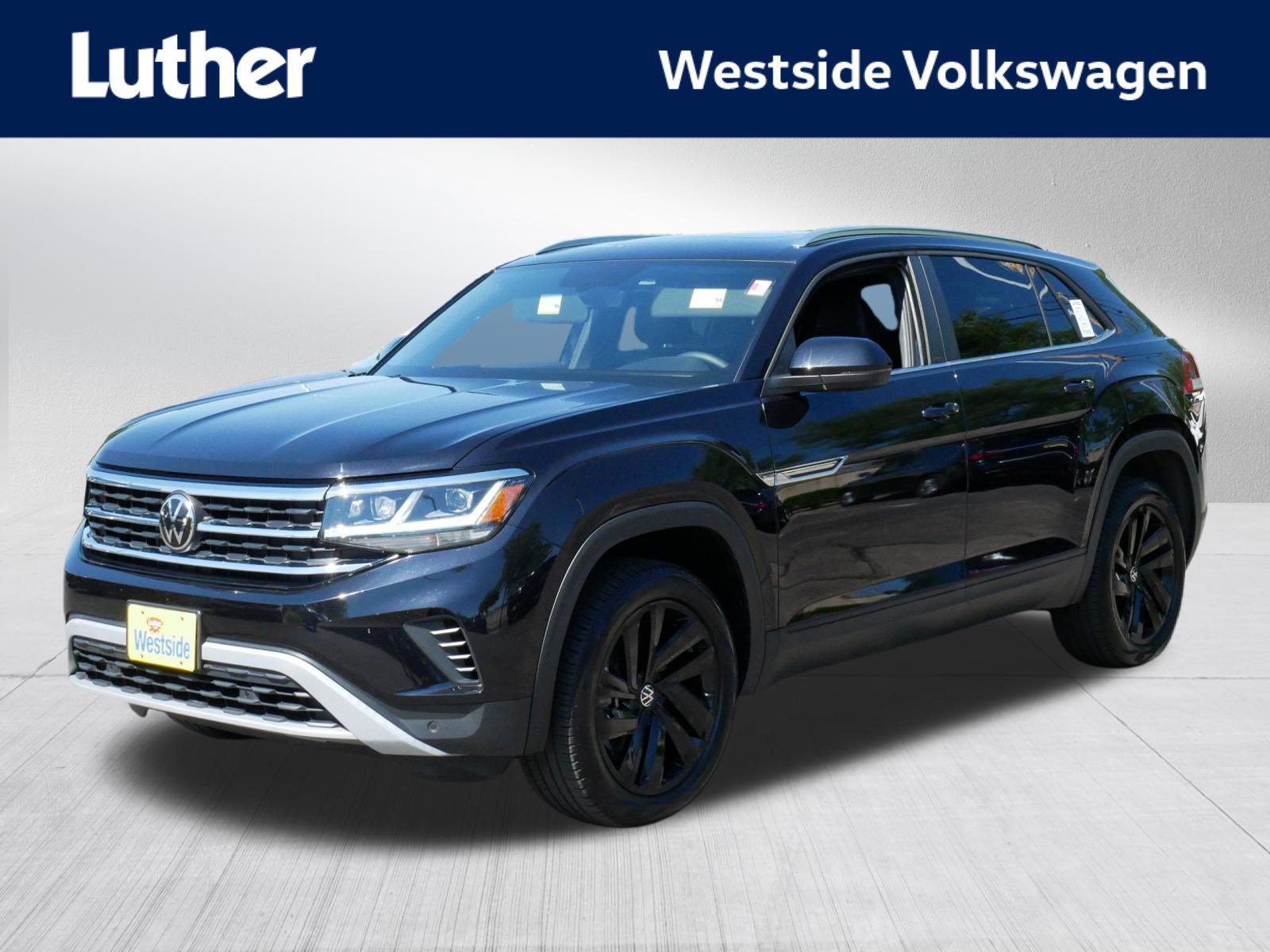 Certified 2023 Volkswagen Atlas Cross Sport SE w/ Panoramic Sunroof Package AWD/4WD image 1