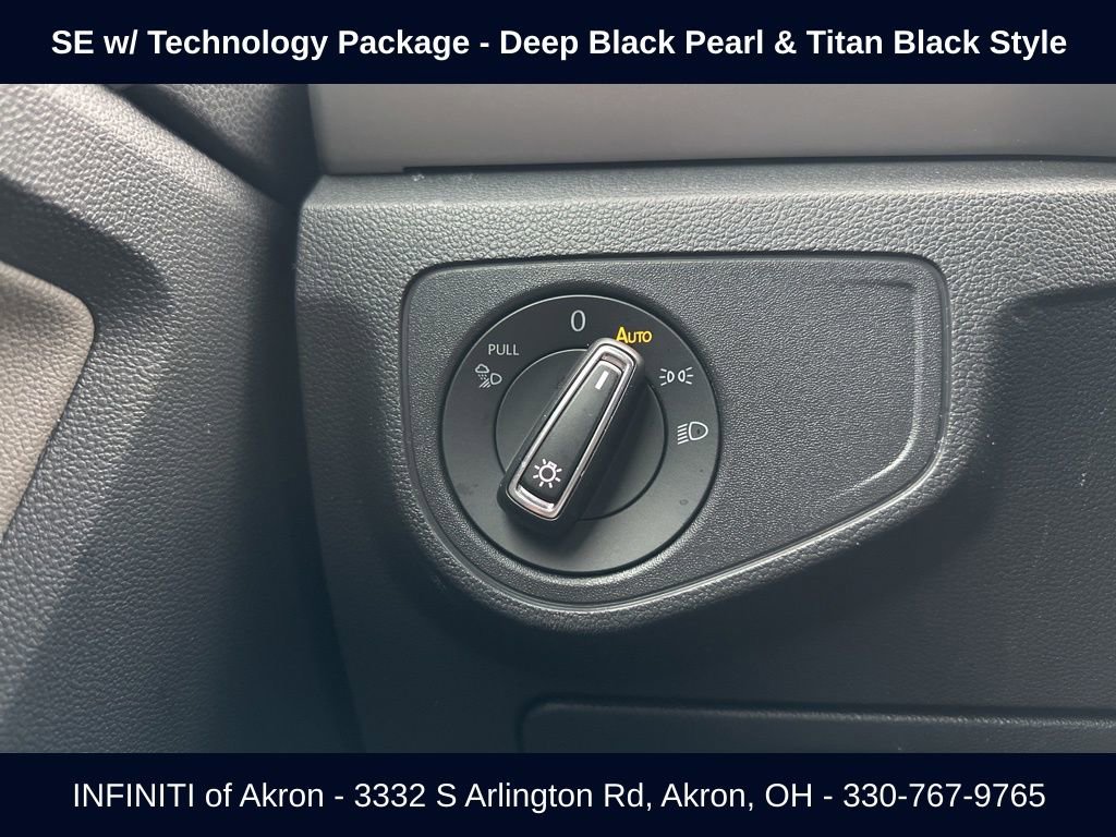 Used 2022 Volkswagen Atlas Cross Sport SE image 46