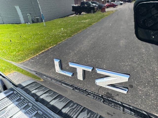 Used 2024 Chevrolet Silverado 2500 LTZ w/ LTZ Plus Package AWD/4WD image 47