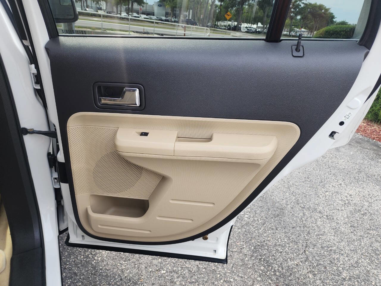 Used 2010 Ford Edge Limited image 32