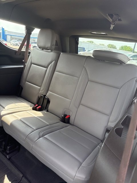 Used 2021 Chevrolet Suburban LT w/ LT Signature Package image 25