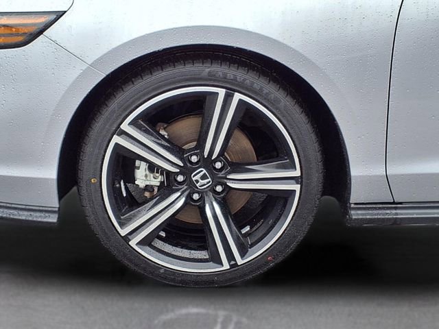 Used 2024 Honda Accord Sport image 13