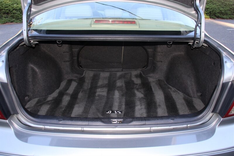 Used 2003 INFINITI I35 w/ Sunroof & Sunshade Pkg FWD image 15