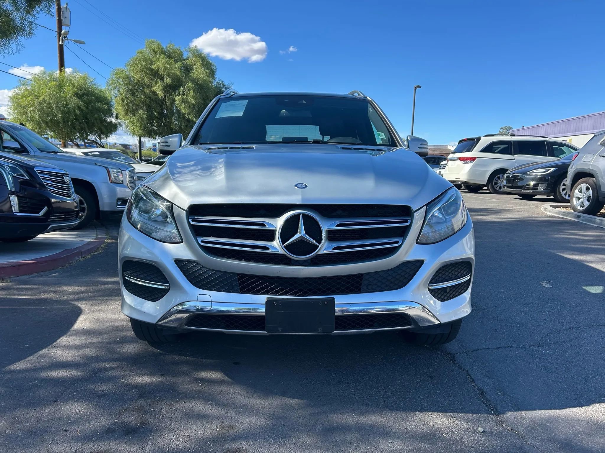 Used 2017 Mercedes-Benz GLE 350 GLE 350 4MATIC Sport Utility 4 w/ Premium 1 Package image 2