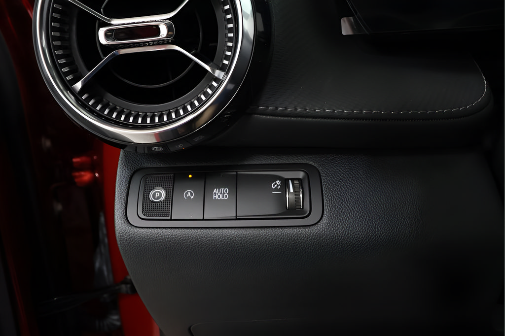 New 2027 Chevrolet Equinox LT w/ Convenience Package II FWD image 18