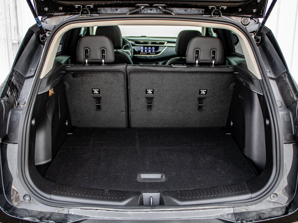 Used 2022 Buick Encore GX Essence w/ Experience Buick Package image 22