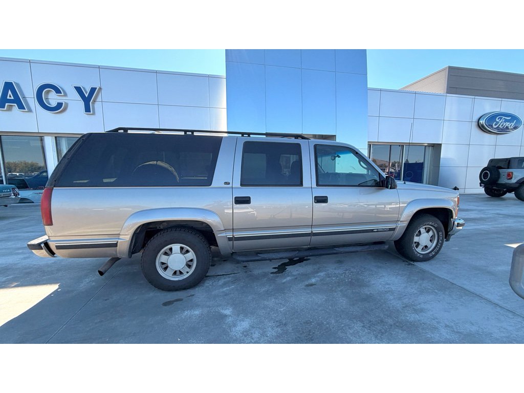 Used 1999 Chevrolet Suburban LT w/ Preferred Equipment Group 3 image 8