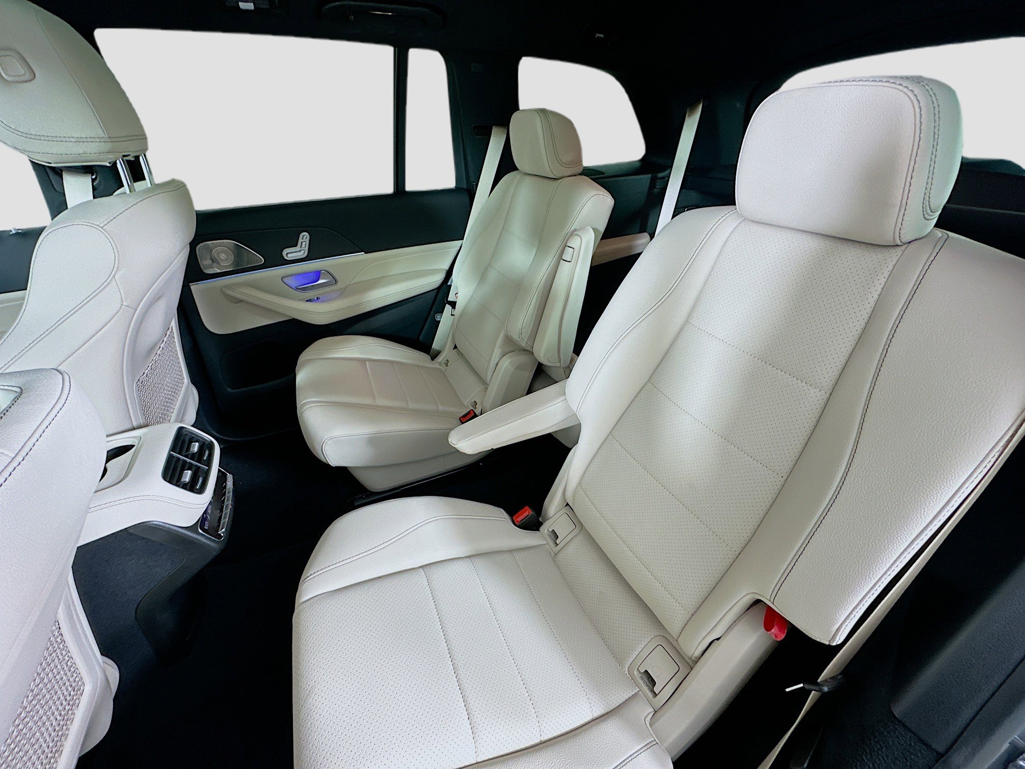 Certified 2025 Mercedes-Benz GLS 450 4MATIC image 32