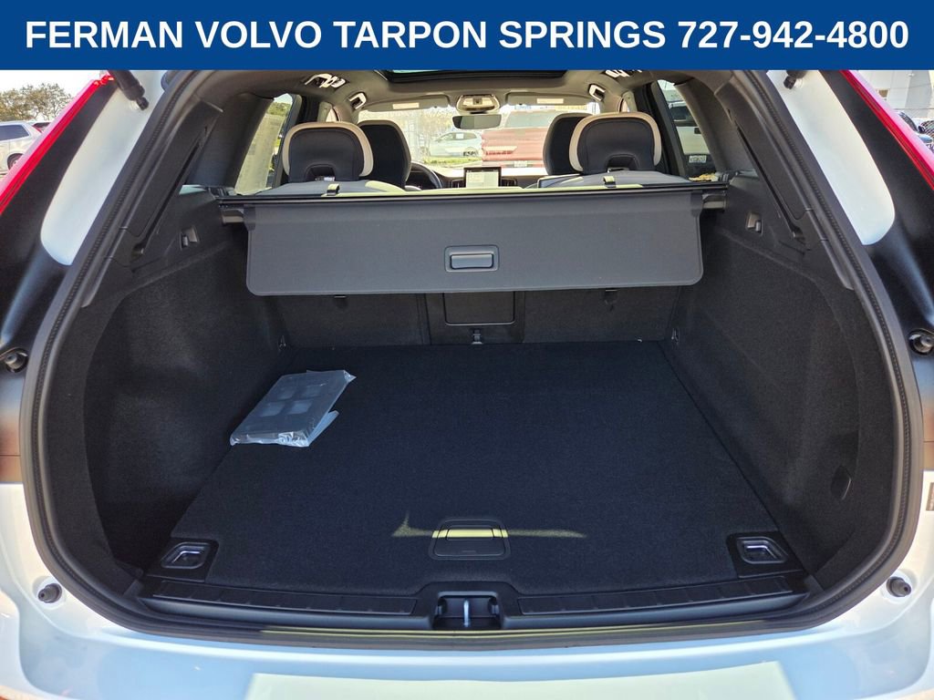 New 2026 Volvo XC60 B5 Core AWD/4WD image 18