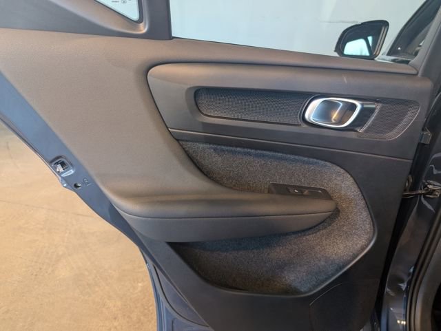 Used 2026 Volvo XC40 B5 Core w/ Climate Package image 22