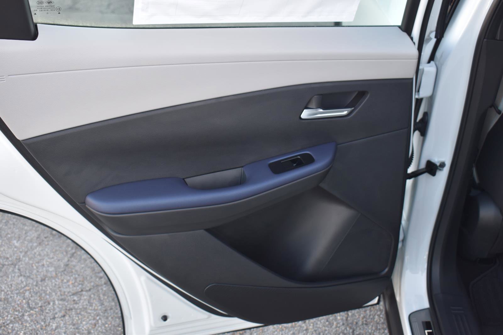 New 2026 Nissan Leaf SV+ w/ Illuminated Package image 31