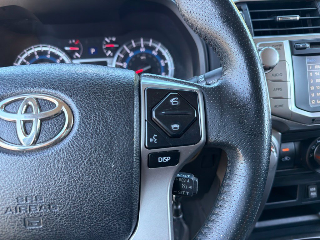 Used 2018 Toyota 4Runner SR5 AWD/4WD image 17