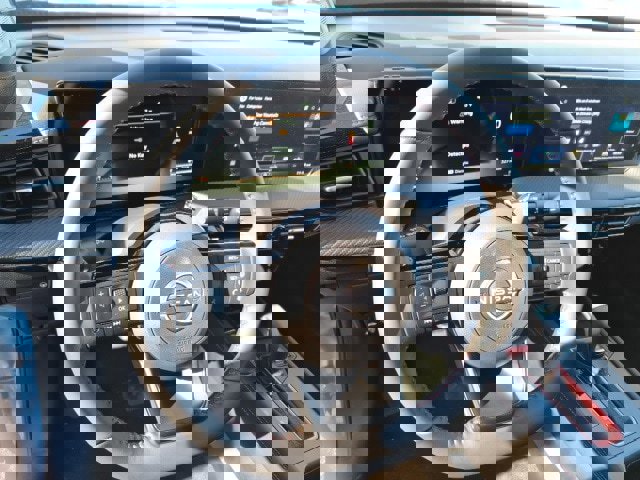 New 2026 Nissan Kicks SR image 18