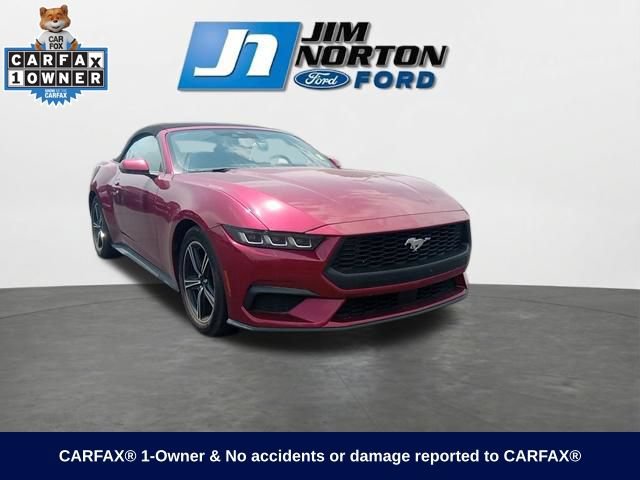 Used 2025 Ford Mustang Premium RWD image 1