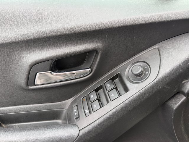 Certified 2020 Chevrolet Trax LT w/ LT Convenience Package AWD/4WD image 18