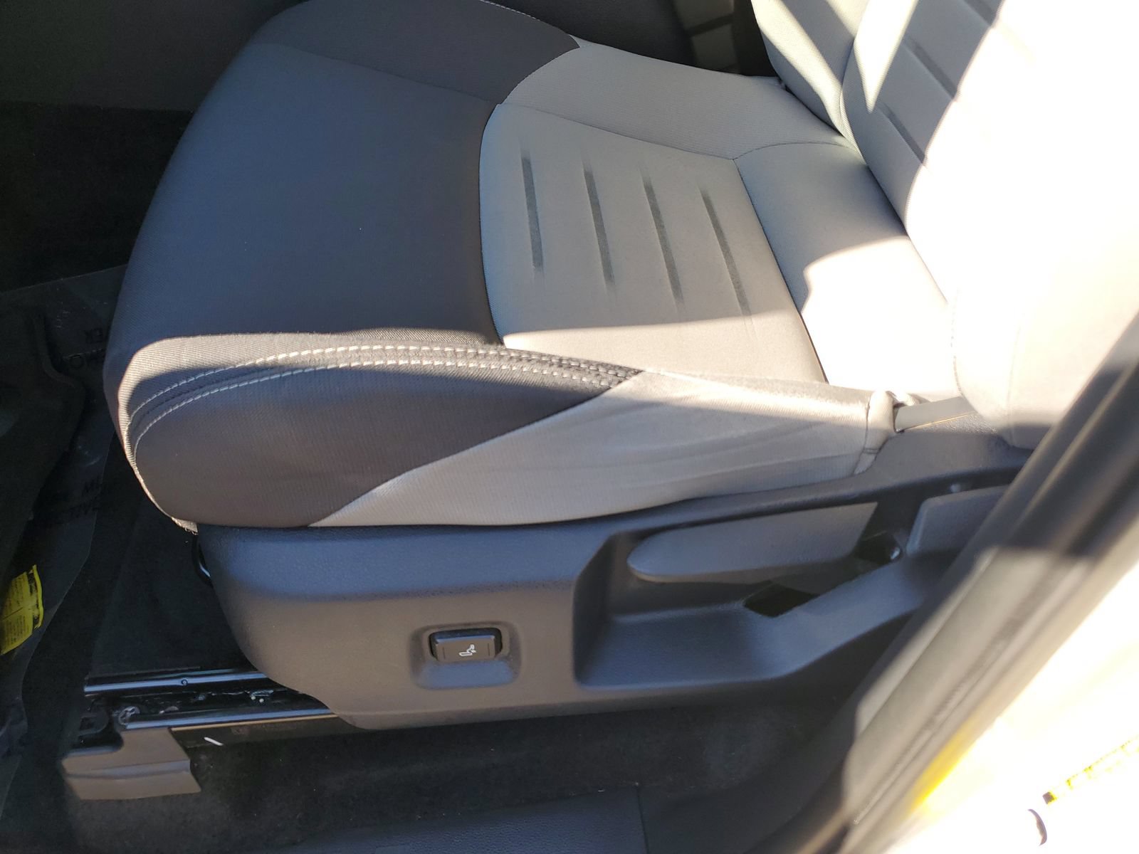 Certified 2025 Toyota Tacoma TRD Sport AWD/4WD image 17