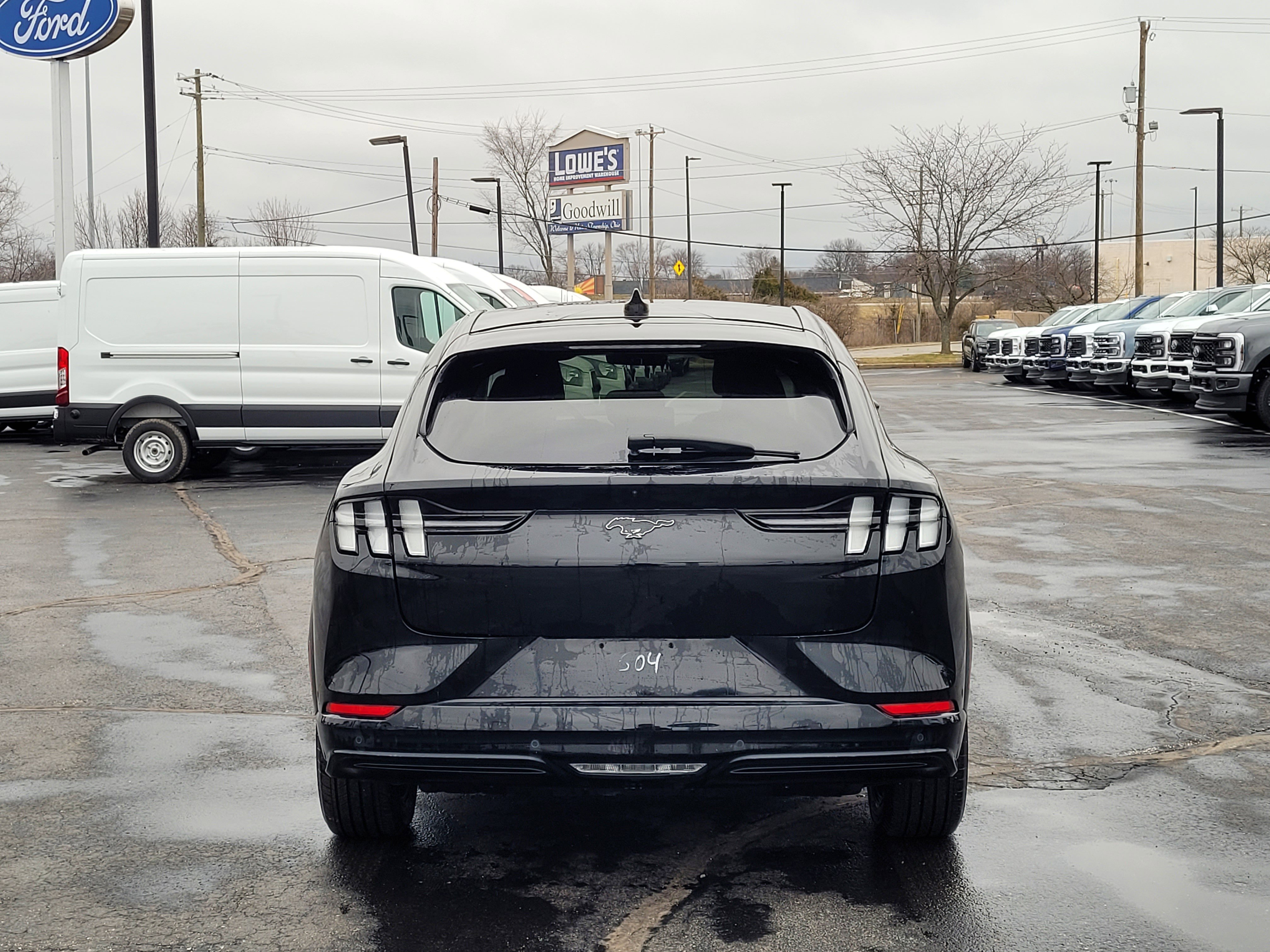 Used 2024 Ford Mustang Mach-E Premium image 5