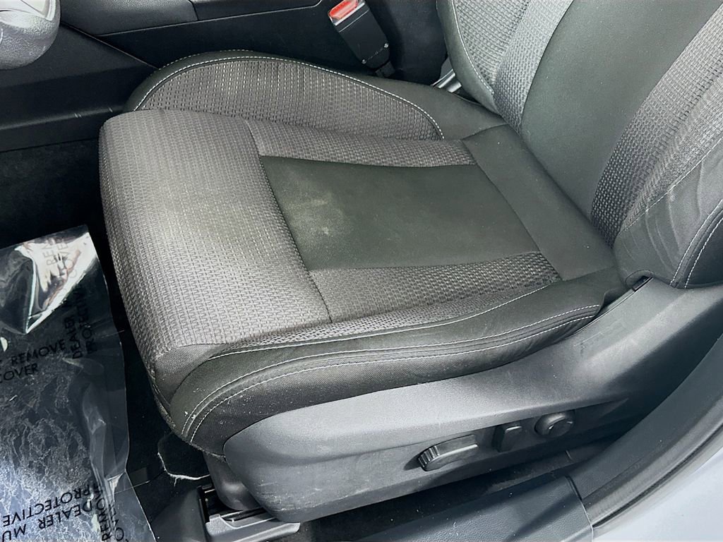 Used 2022 Subaru Outback Premium image 25