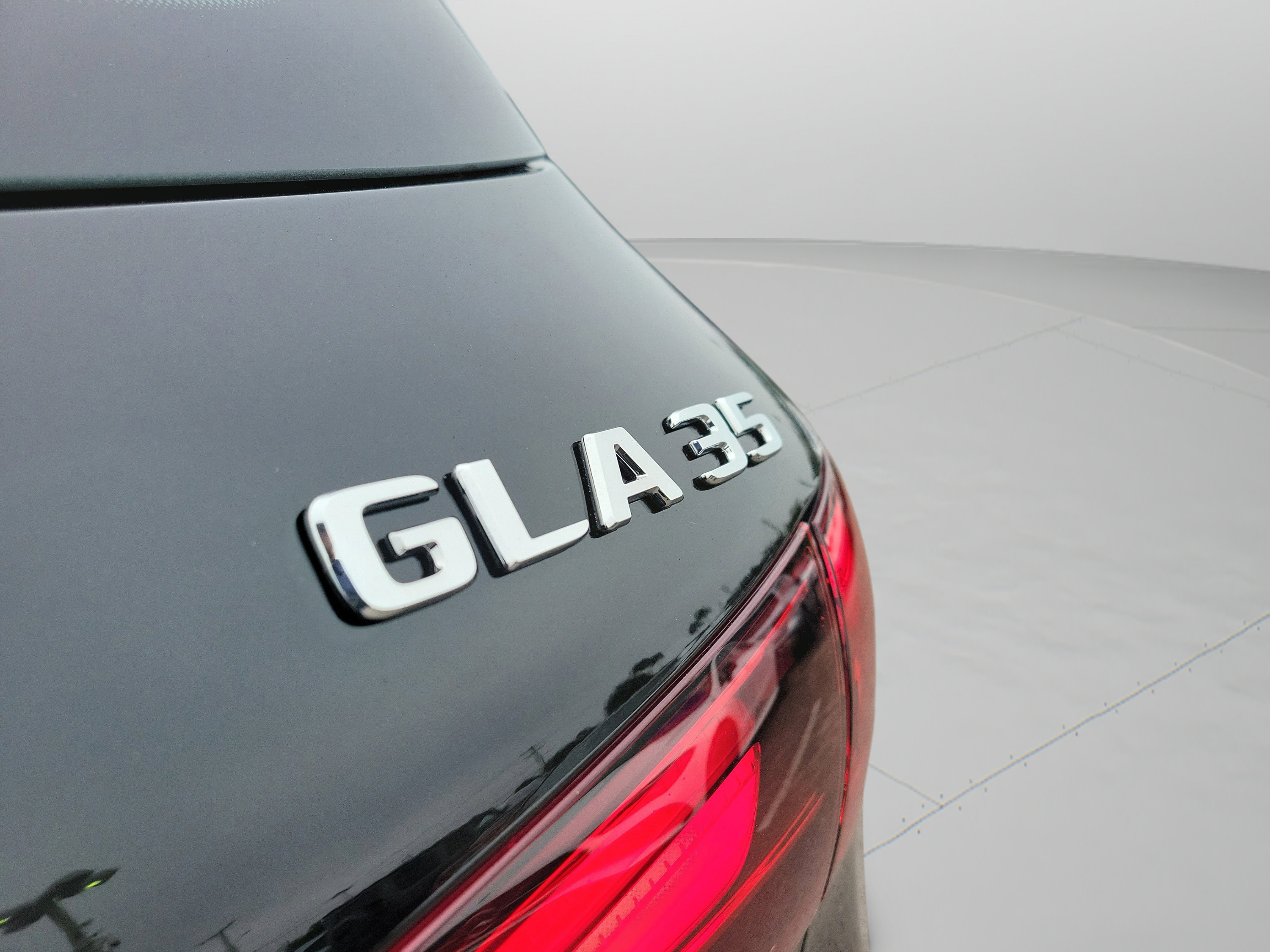 Certified 2026 Mercedes-Benz GLA 35 AMG 4MATIC image 33