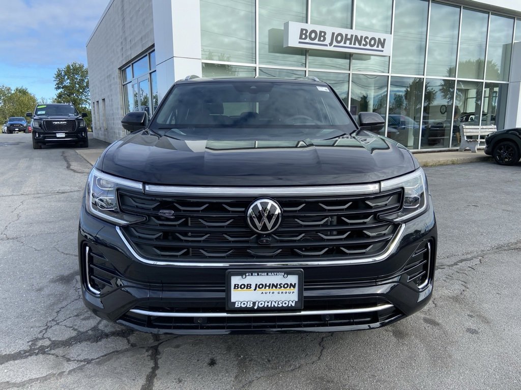 New 2026 Volkswagen Atlas Cross Sport SEL Premium R-Line image 2