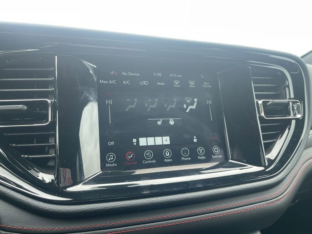 Used 2024 Dodge Durango GT image 25
