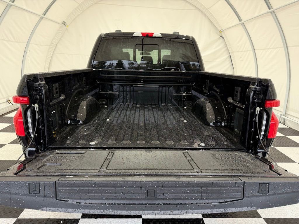 New 2025 Ford F150 Lightning Platinum image 4