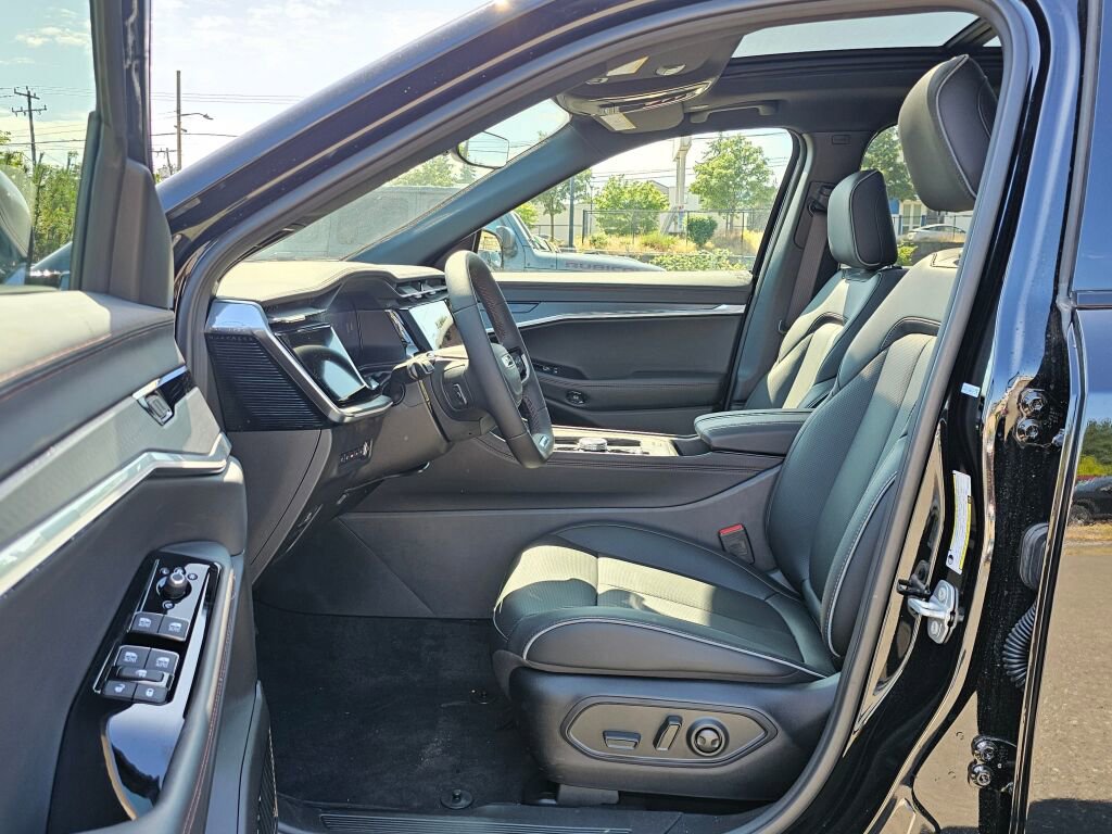 New 2025 Jeep Wagoneer S Limited image 17