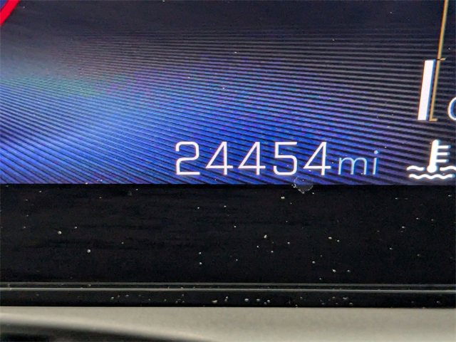 Used 2025 Chevrolet Trax LT w/ LT Convenience Package image 18