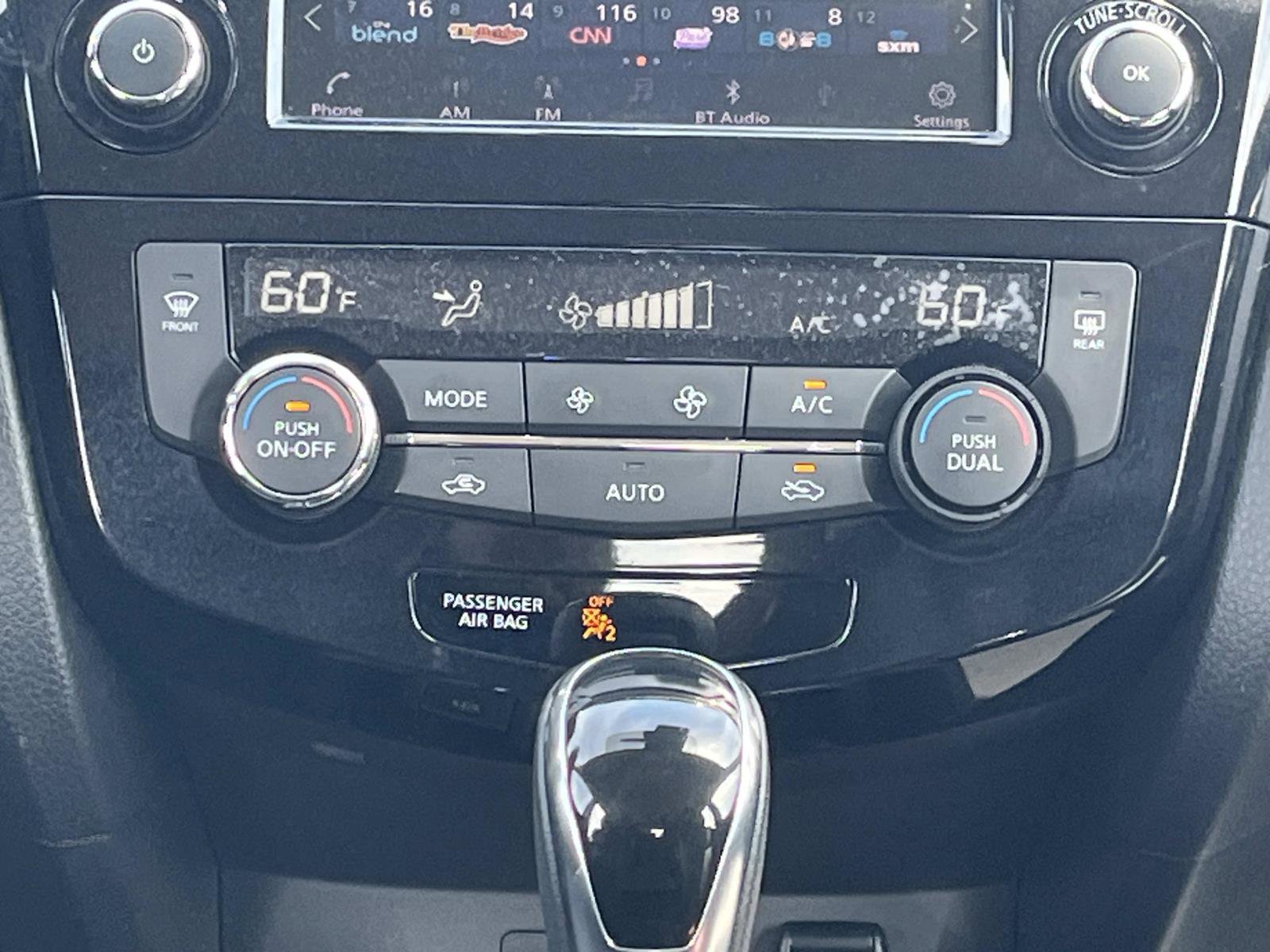 Used 2021 Nissan Rogue Sport SL image 13