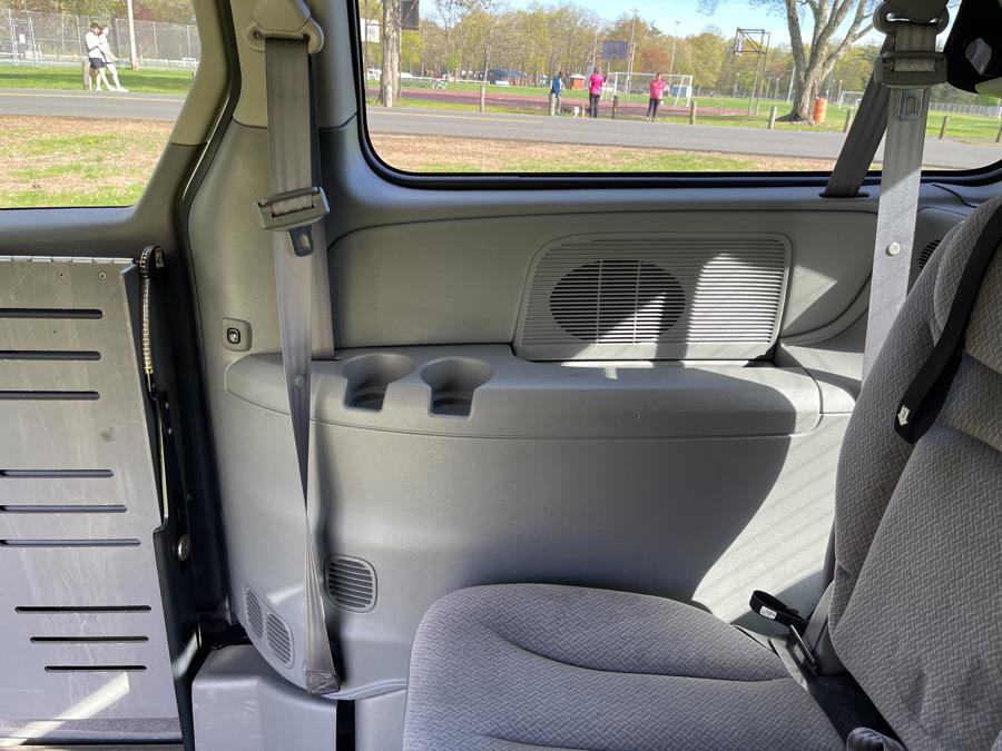 Used 2005 Chrysler Town & Country LX w/ Popular Equipment Group II image 34