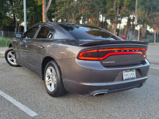 Used 2017 Dodge Charger SE RWD image 41