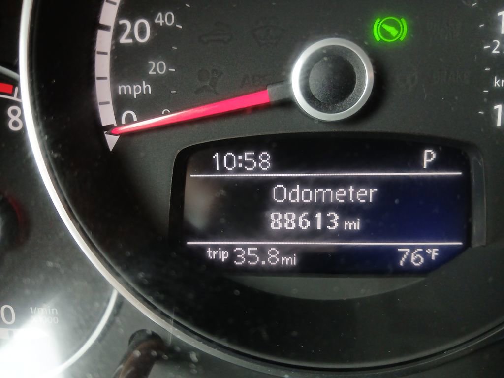 Used 2014 Volkswagen Beetle R-Line image 17