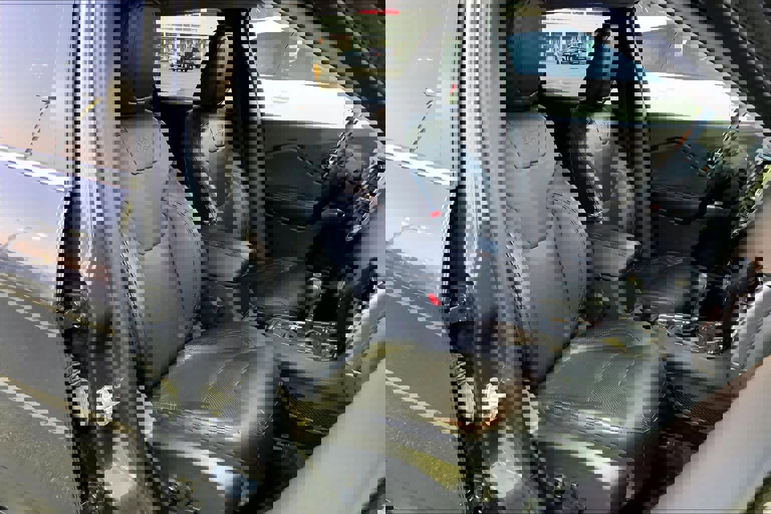 Used 2020 Jeep Cherokee Latitude Lux w/ Comfort/Convenience Group image 8